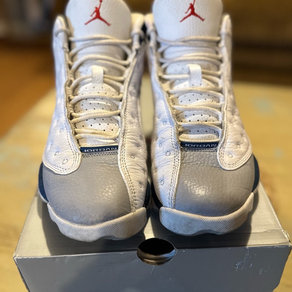 Jordan Sneakers - White and Gray